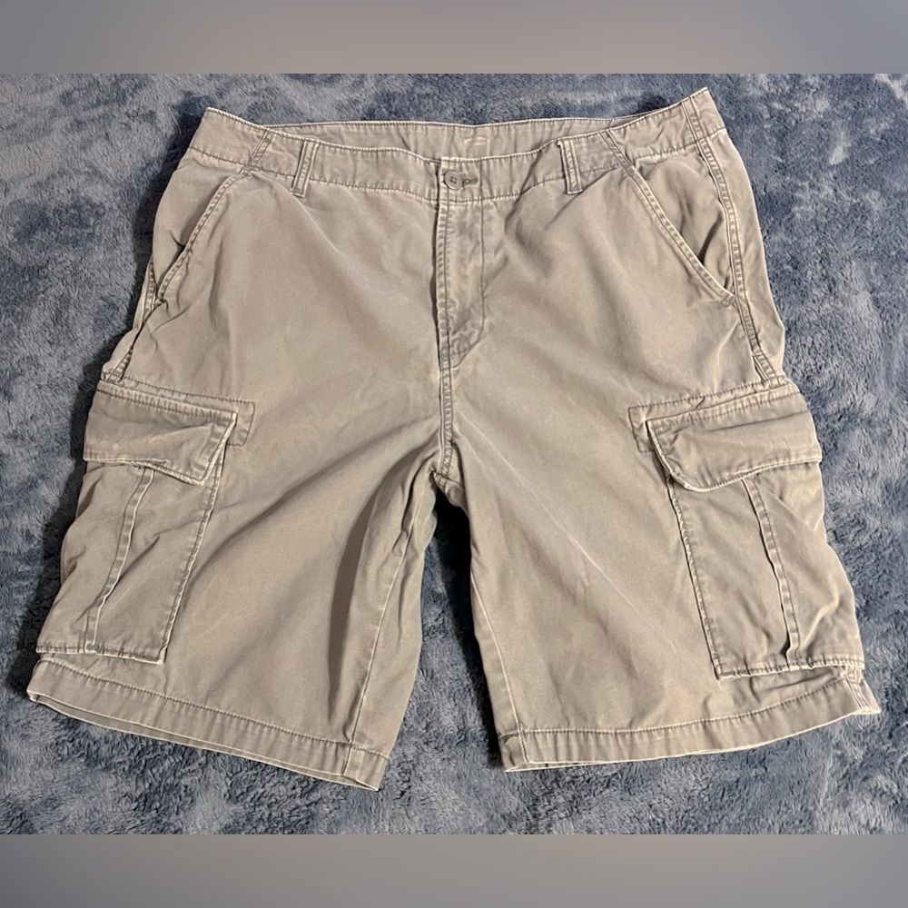 Old Navy Cargo Shorts - Size 38 - Gray